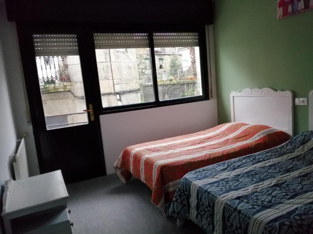 Casa Lola Hotel Ponteareas Ngoại thất bức ảnh