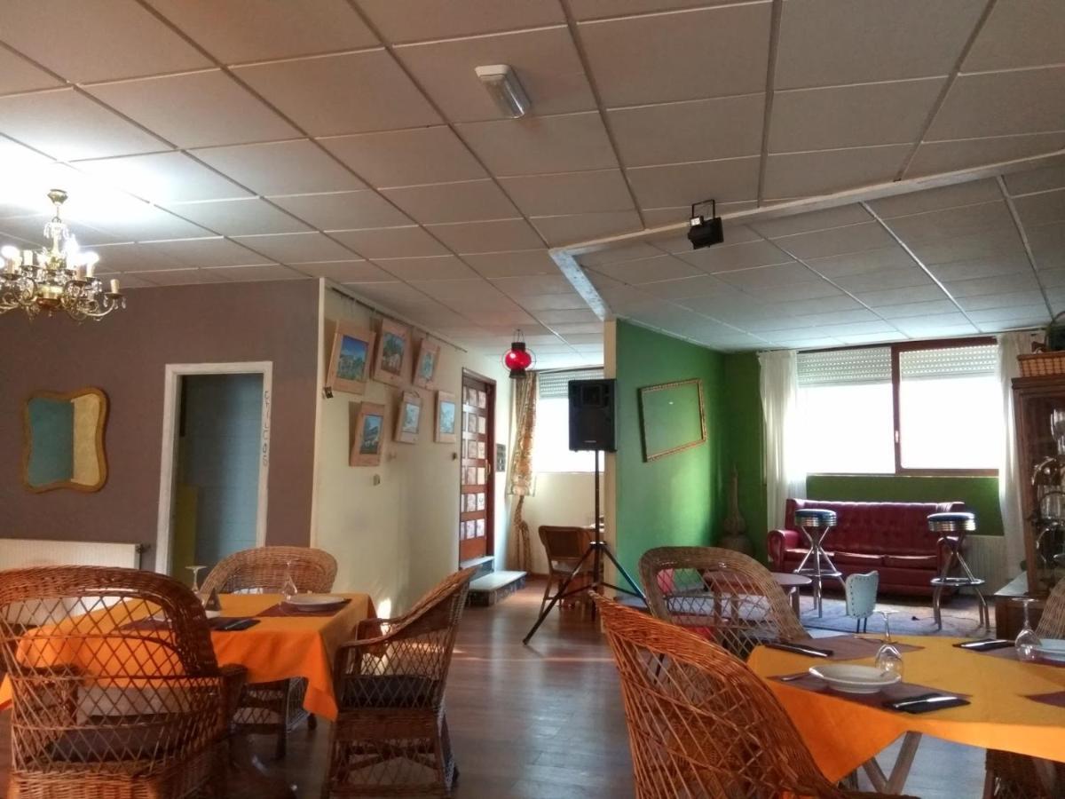 Casa Lola Hotel Ponteareas Ngoại thất bức ảnh